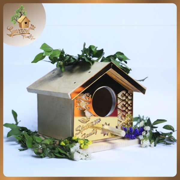 Sparrow Family Handcrafted Birdhouse – Elegant Design - Image 4